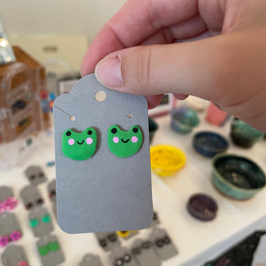Medium Frog Studs