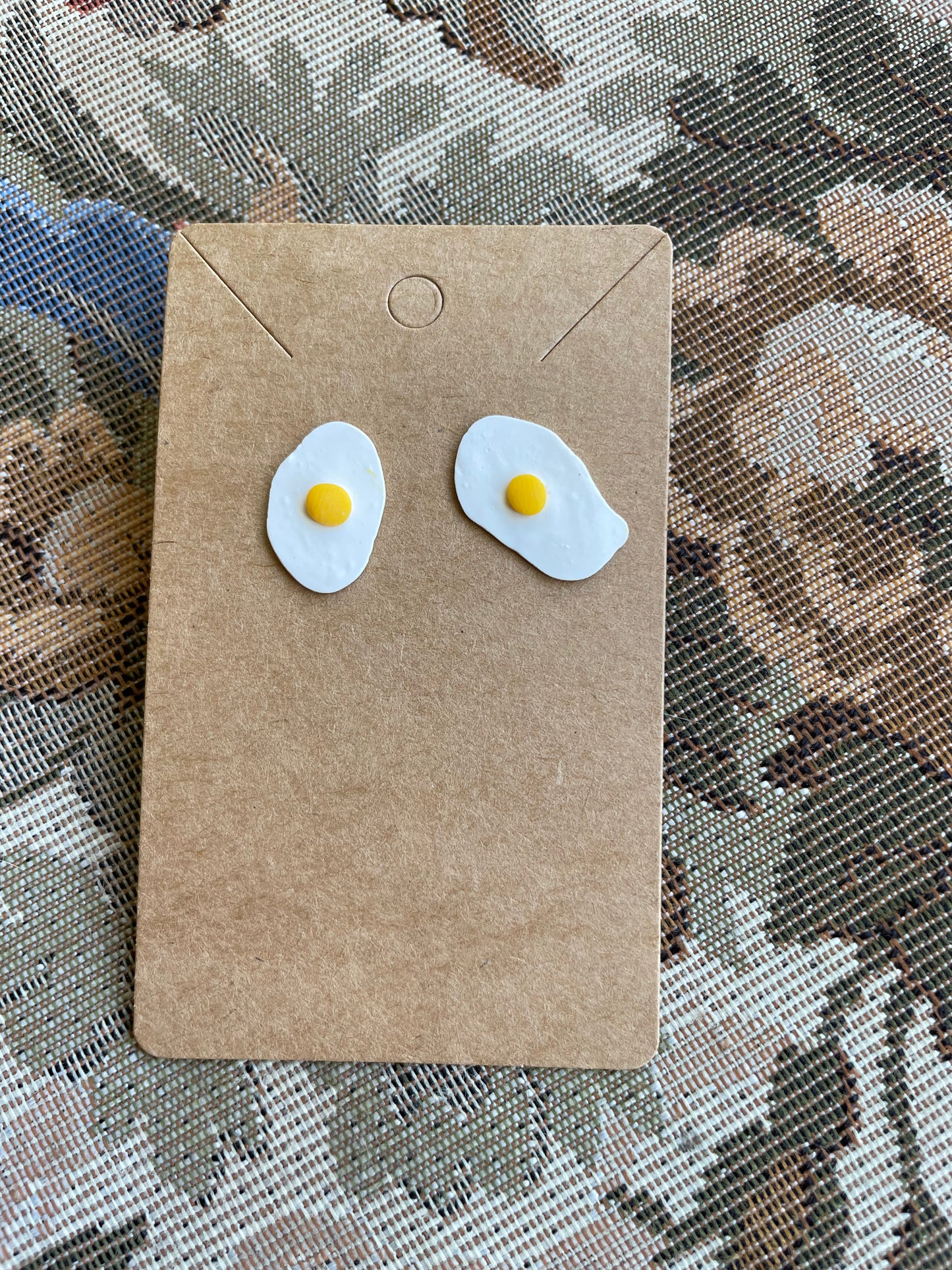 Egg Studs